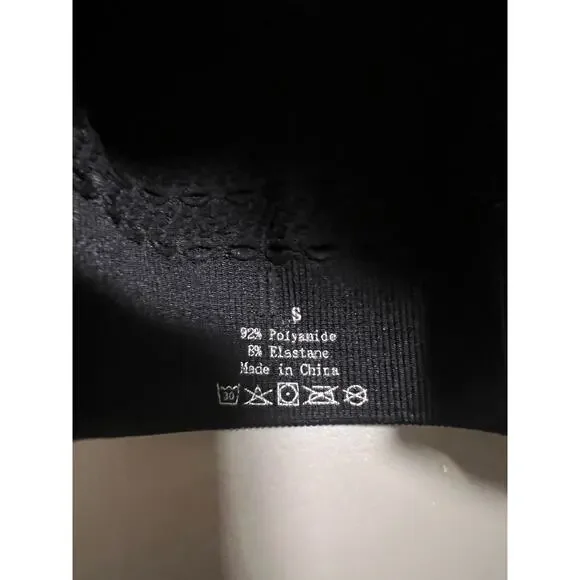 Gymshark Black Mesh Sports Bra Size Small - Picture 6 of 6